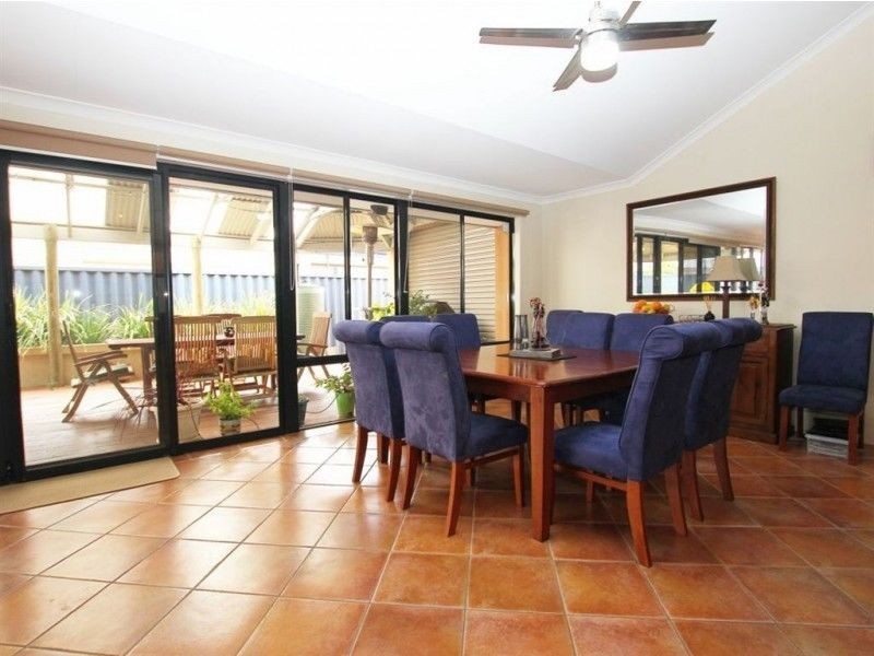 14 Concord Terrace, Atwell WA 6164