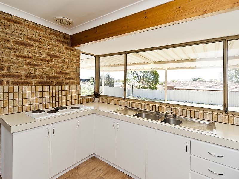 91 Elderberry Drive, South Lake WA 6164