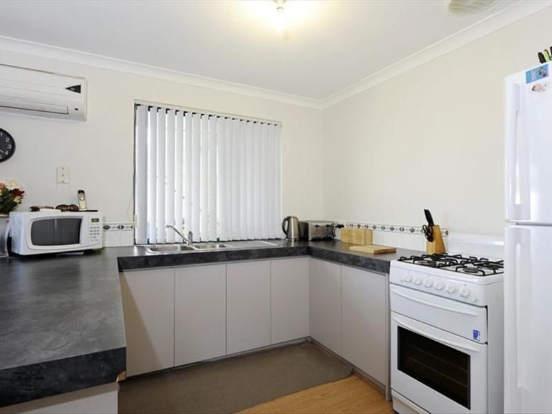 41 Strasbourg Ramble, Port Kennedy WA 6172