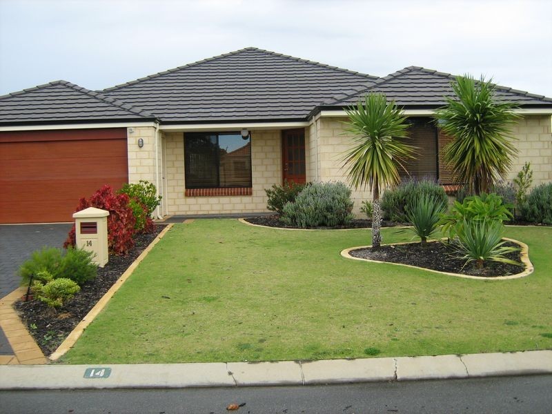 14 Monroe Turn, Success WA 6164