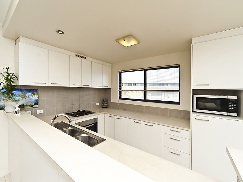 11/2 Stockton Bend, Atwell WA 6164