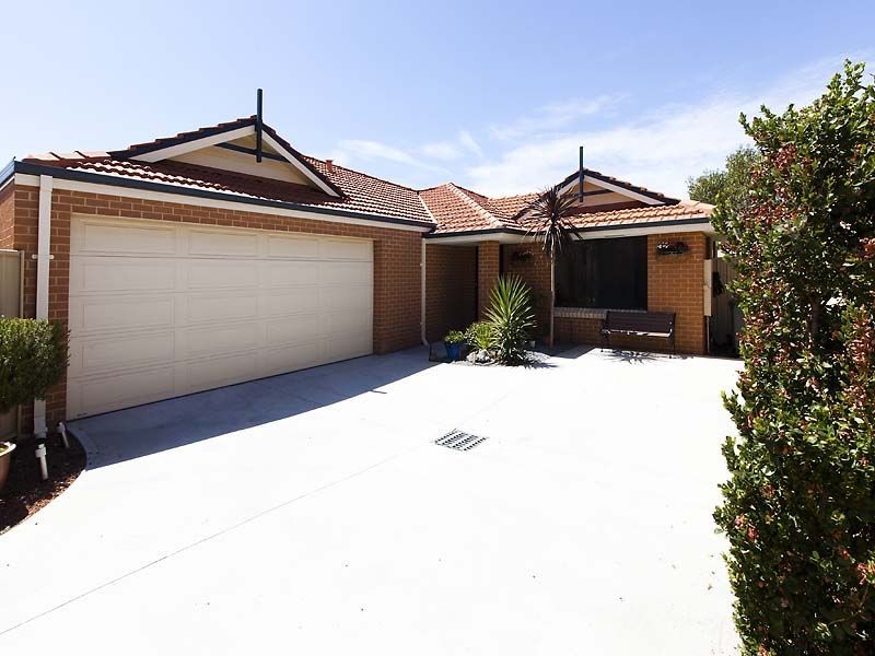 22B Halcyon Way, Atwell WA 6164