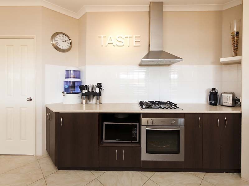 22B Halcyon Way, Atwell WA 6164