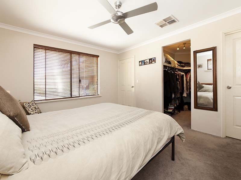 22B Halcyon Way, Atwell WA 6164
