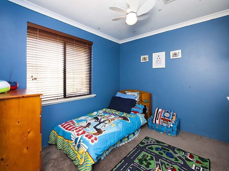 22B Halcyon Way, Atwell WA 6164