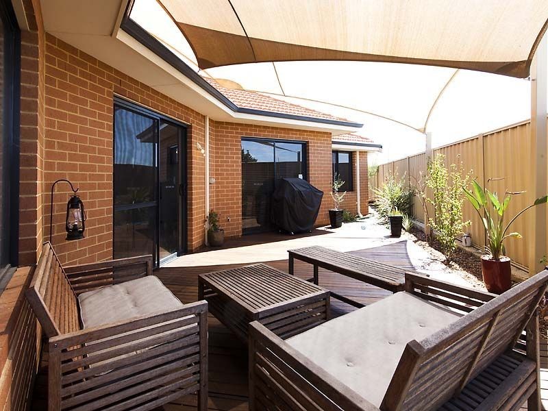 22B Halcyon Way, Atwell WA 6164