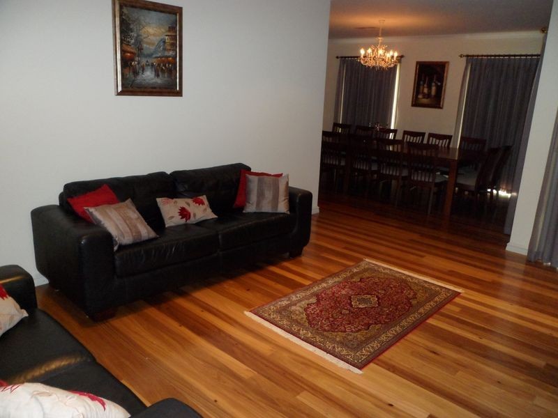 6 Mohan Loop, Hammond Park WA 6164