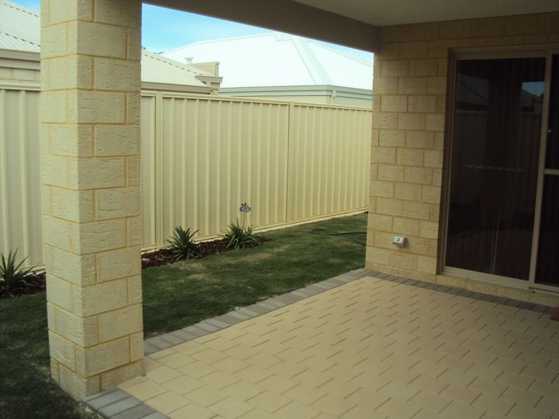 3/15 Peppermint Gardens, Aubin Grove WA 6164