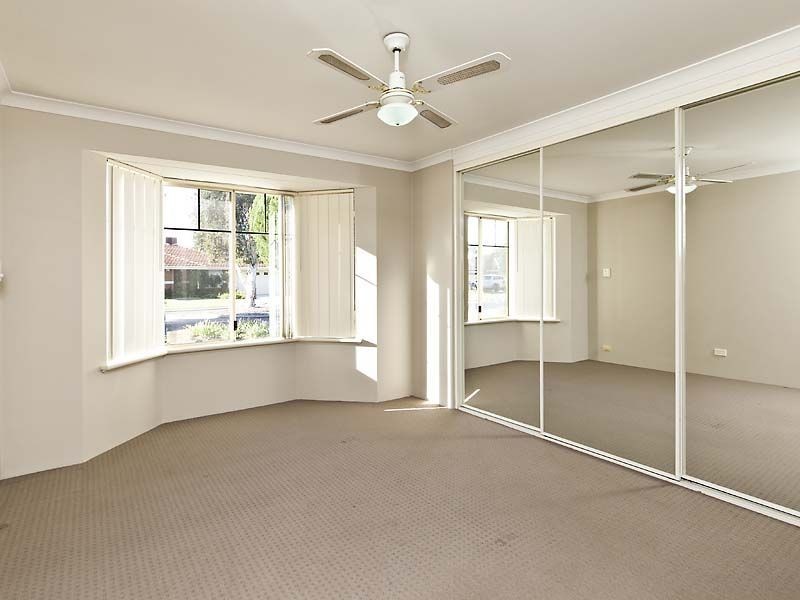 115 Lydon Boulevard, Atwell WA 6164
