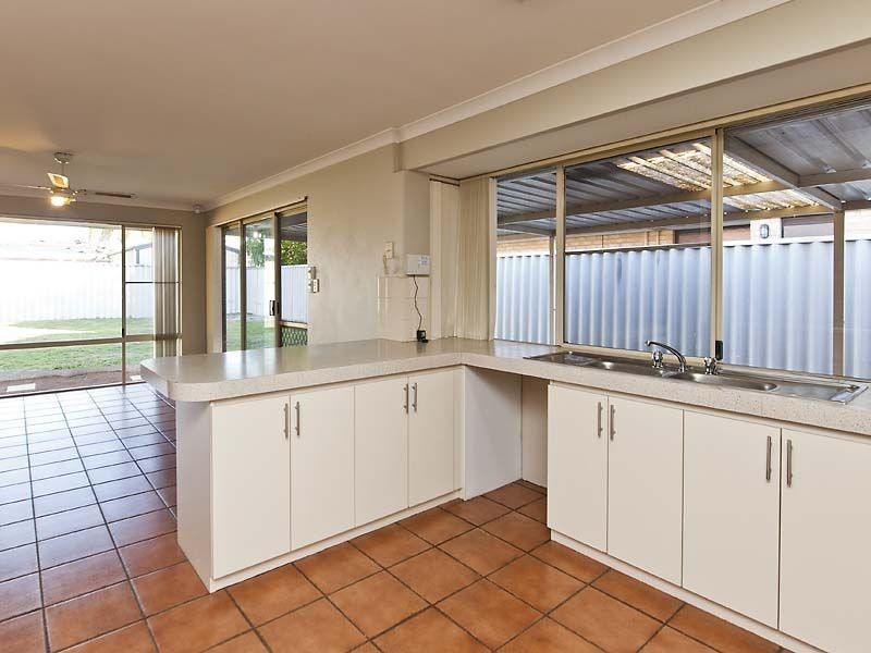 115 Lydon Boulevard, Atwell WA 6164