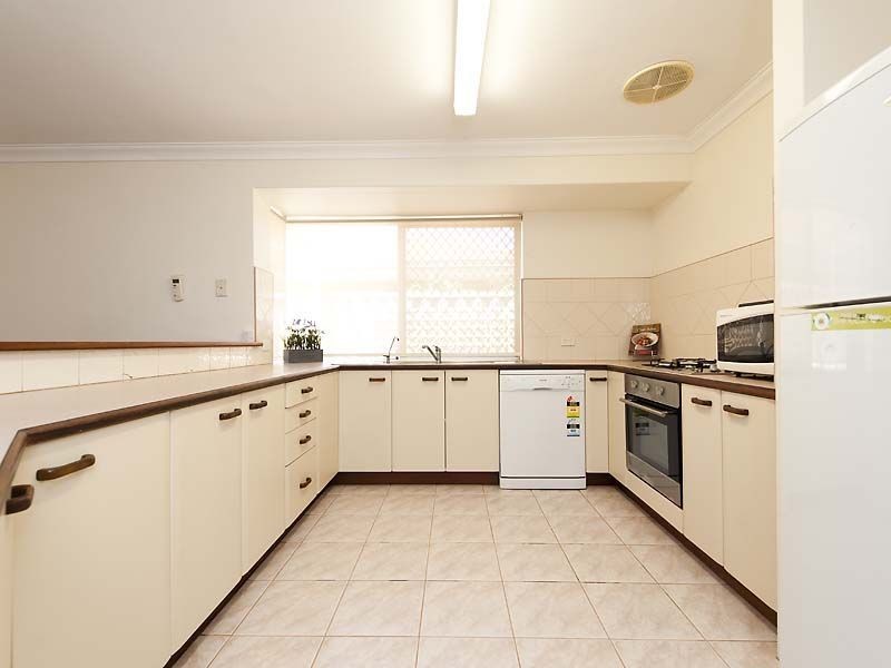 5 Cranshaw Mews, Atwell WA 6164