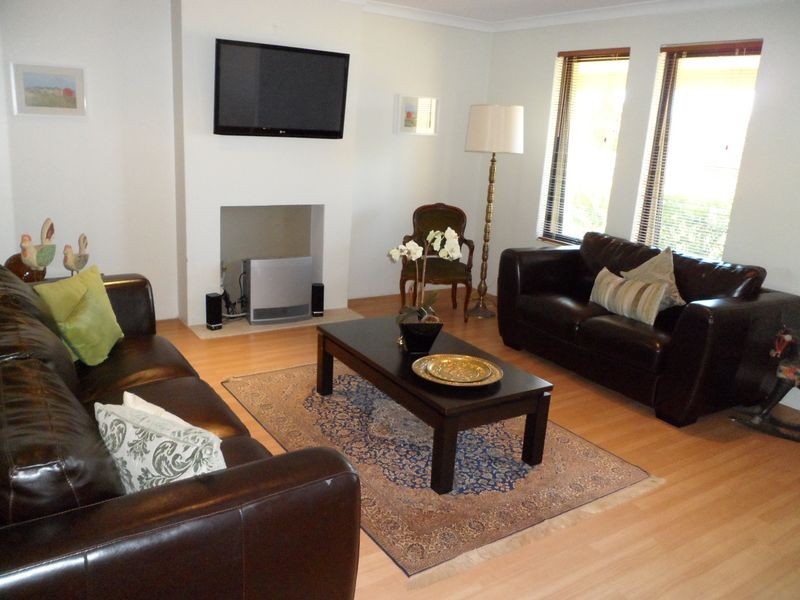 34 Freshwater Drive, Atwell WA 6164