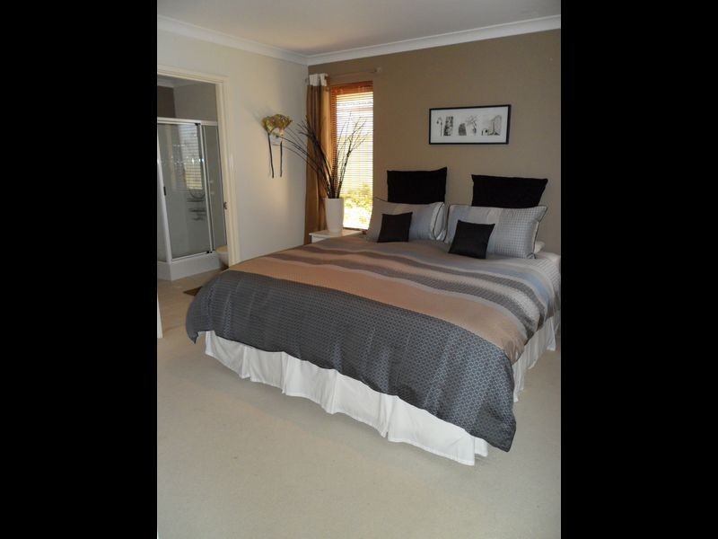 34 Freshwater Drive, Atwell WA 6164