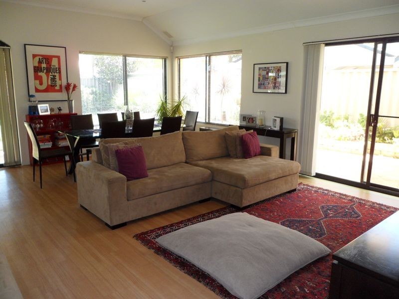 34 Freshwater Drive, Atwell WA 6164