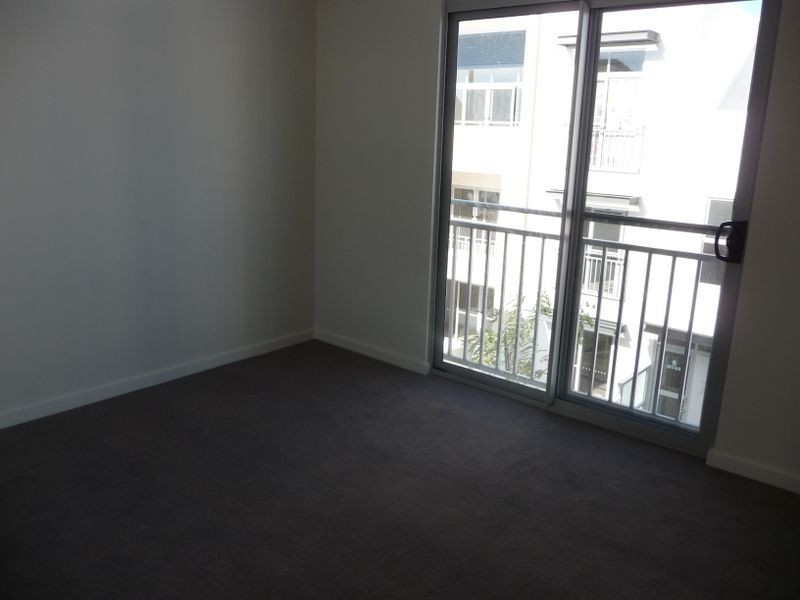10/6 Ibera Way, Success WA 6164