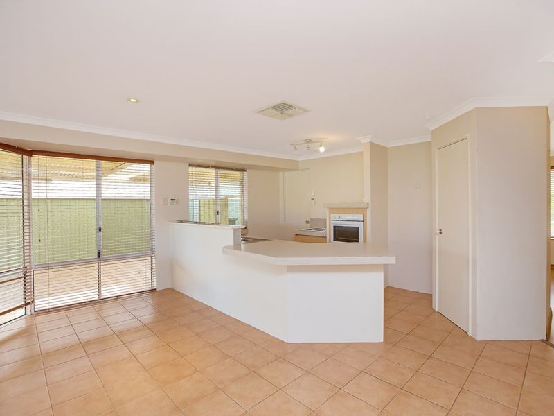 81 Folland Parade, Atwell WA 6164