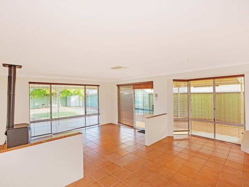 81 Folland Parade, Atwell WA 6164