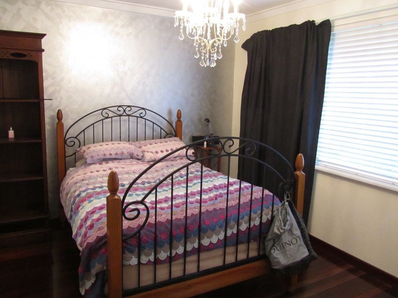 26 Saturn Street, Beckenham WA 6107