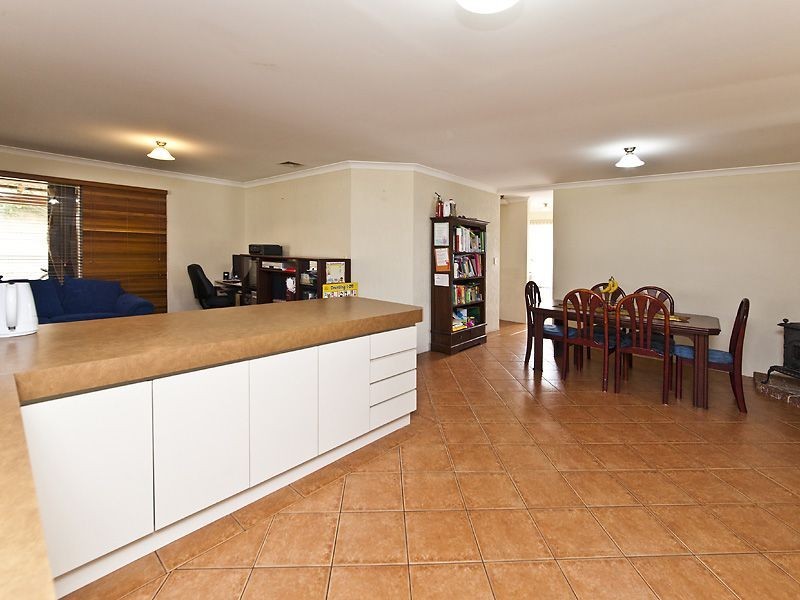 9 Marie Court, Atwell WA 6164