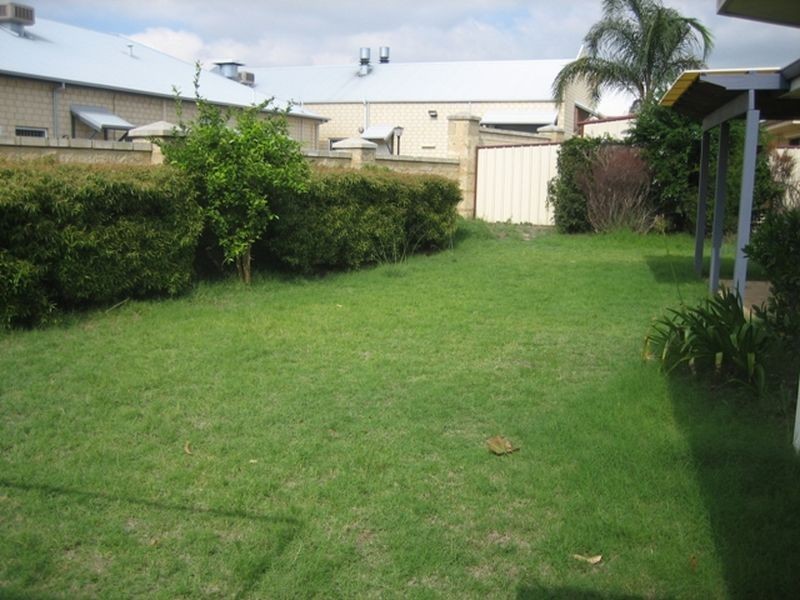 82 Dean Road, Jandakot WA 6164