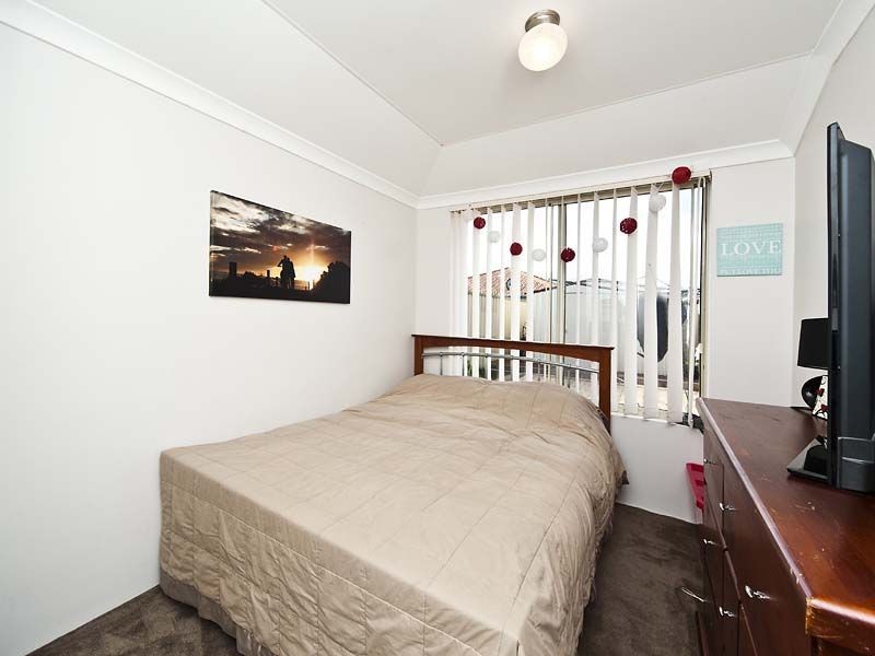 4 Tranby Way, Bertram WA 6167