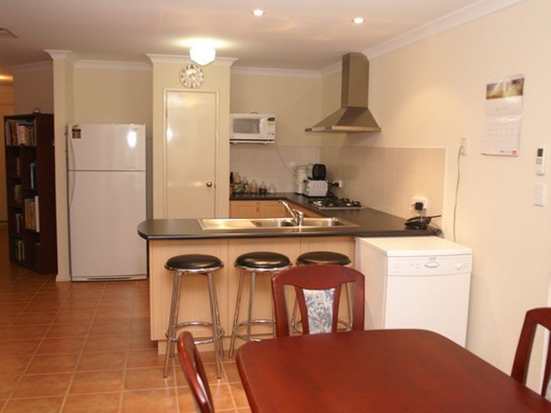 1/51 Braemore Street, Seville Grove WA 6112