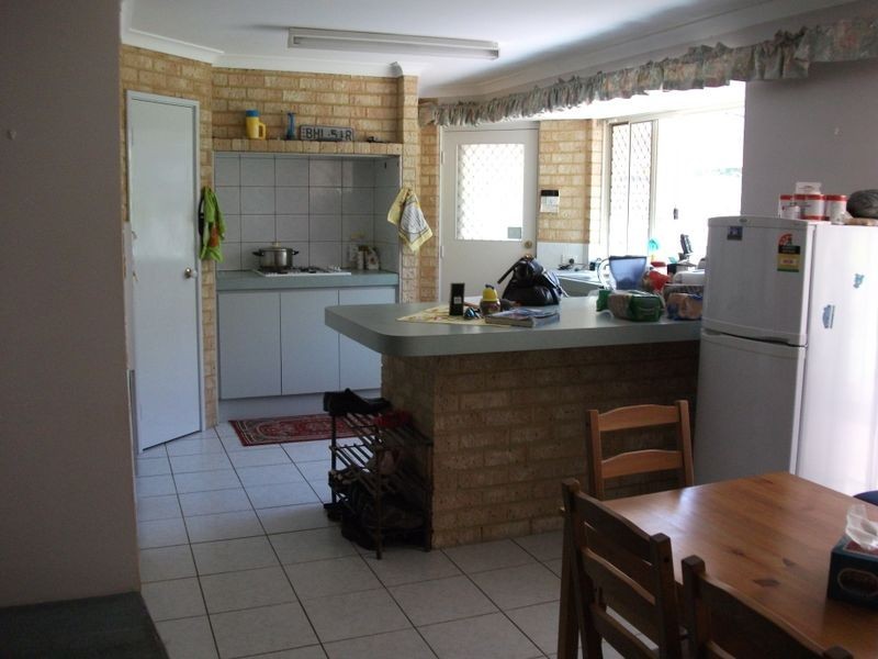 2 Lessing Place, South Lake WA 6164
