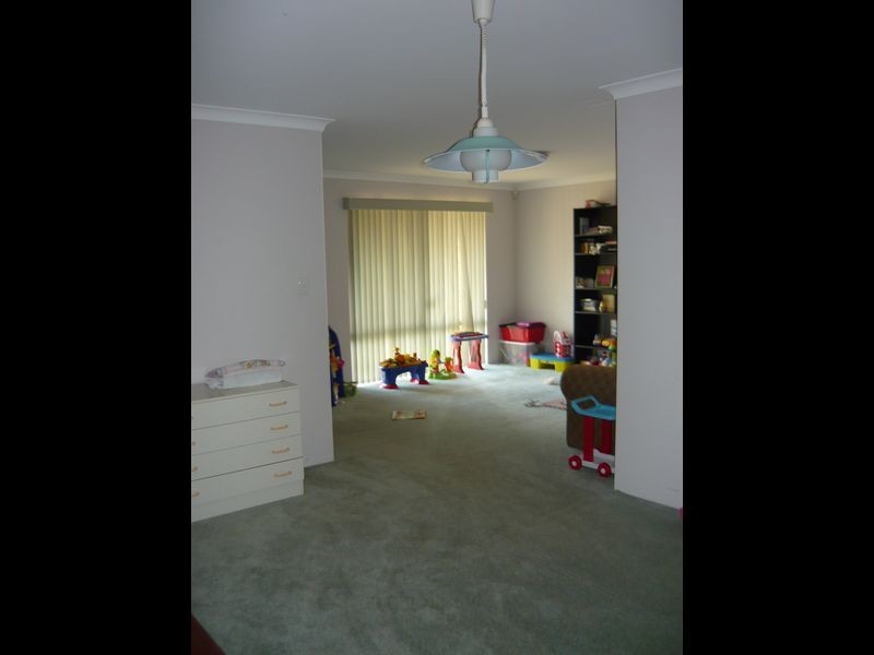 2 Lessing Place, South Lake WA 6164