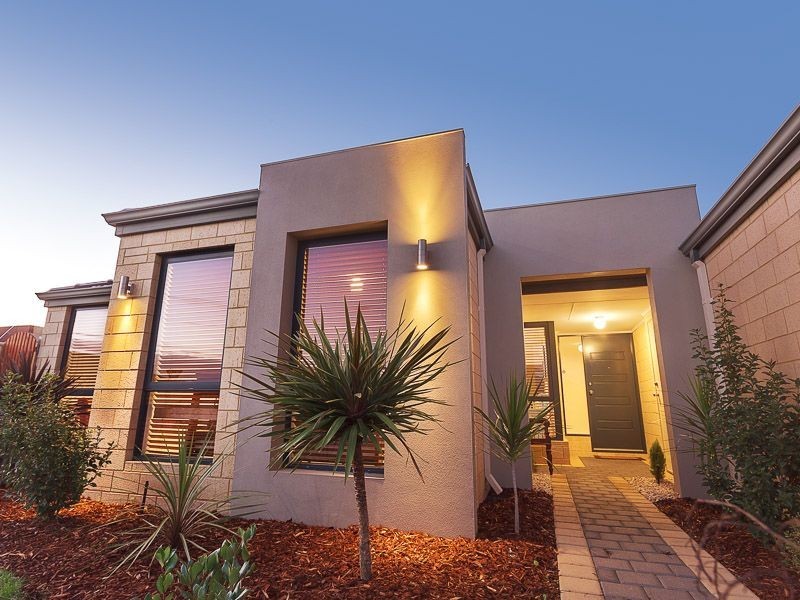 14 Jacksonia Promenade, Success WA 6164