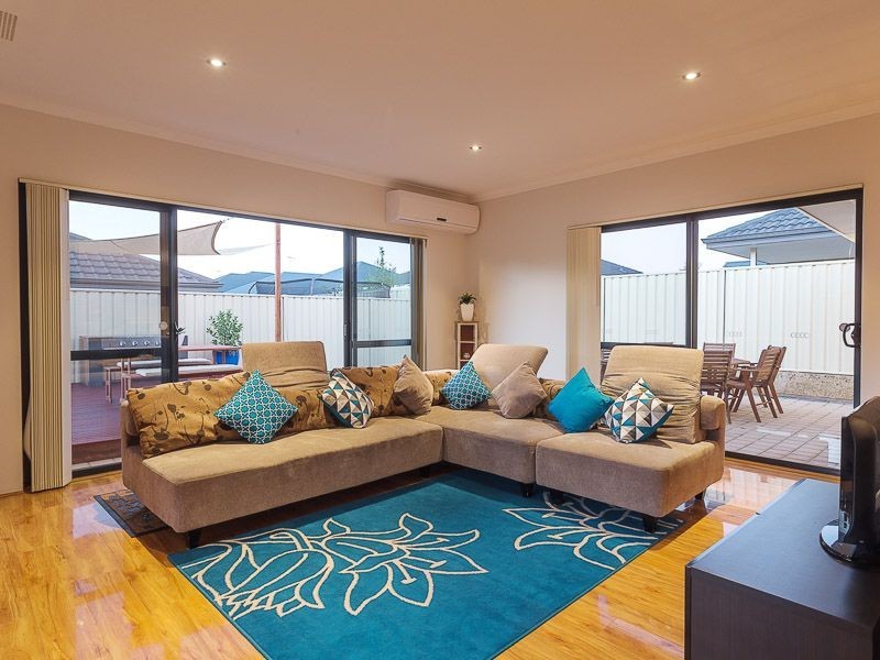 14 Jacksonia Promenade, Success WA 6164