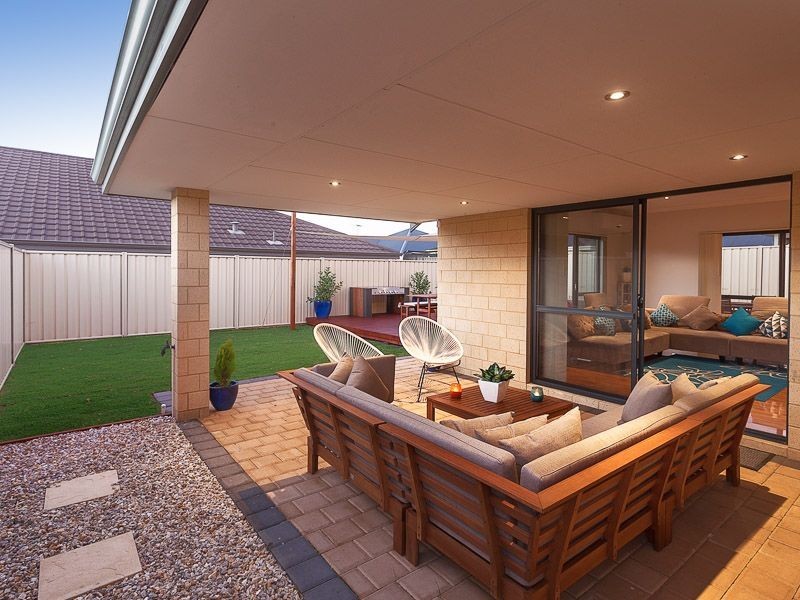 14 Jacksonia Promenade, Success WA 6164