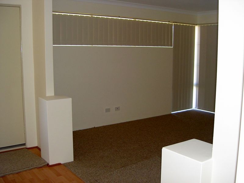 17 Lynhurst Crescent, Wellard WA 6170