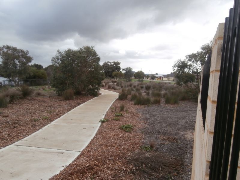 20 Mariposa Gardens, Success WA 6164