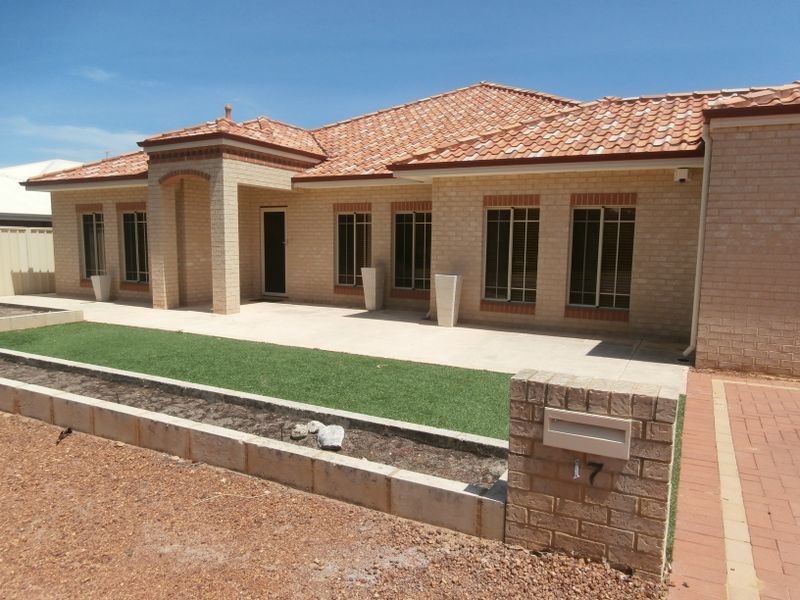 17 Arkle Street, Baldivis WA 6171