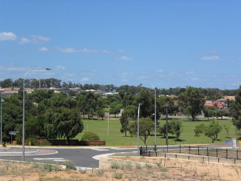 9/3 Andy Zuvela Road, Beeliar WA 6164