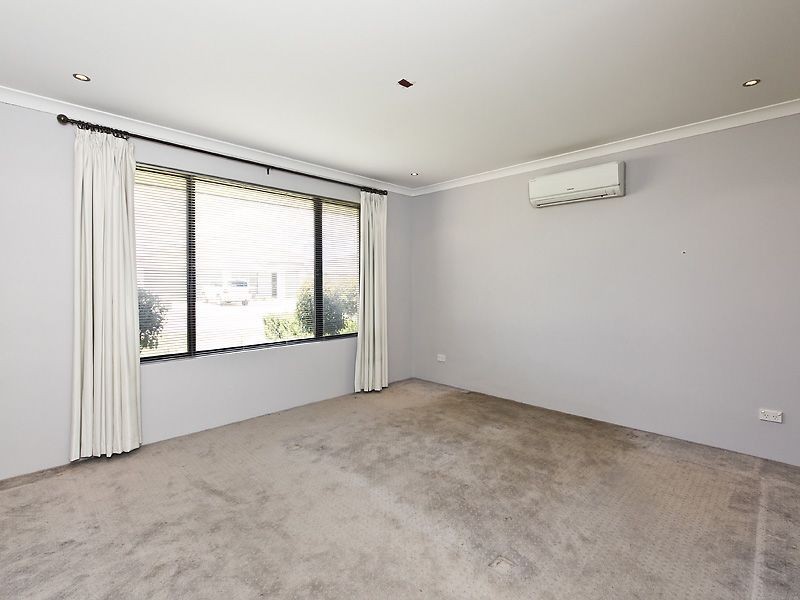 14 Seville Way, Aubin Grove WA 6164