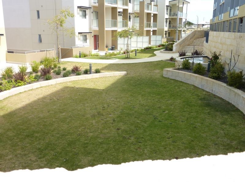 3/9 Ibera Way, Success WA 6164