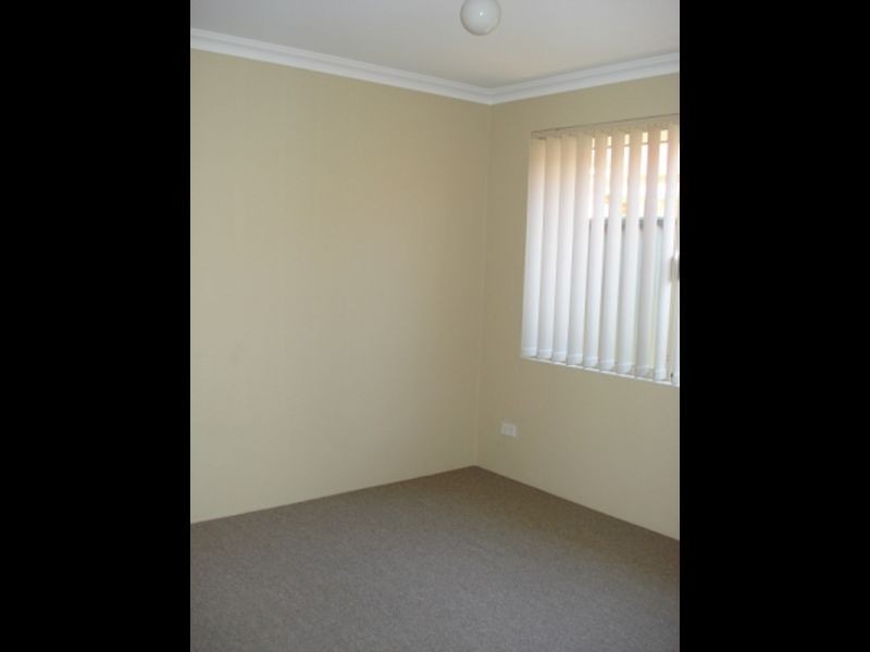 4 Burleigh Way, Aubin Grove WA 6164