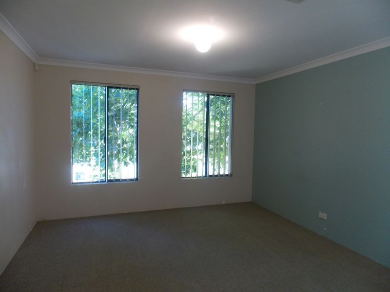 14 Keystone Loop, Secret Harbour WA 6173