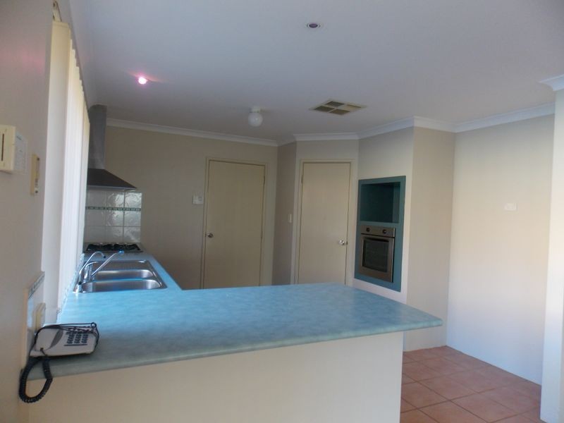 14 Keystone Loop, Secret Harbour WA 6173