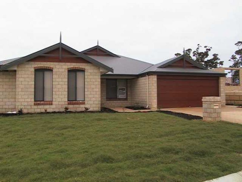 6 Dunmore Street, Secret Harbour WA 6173