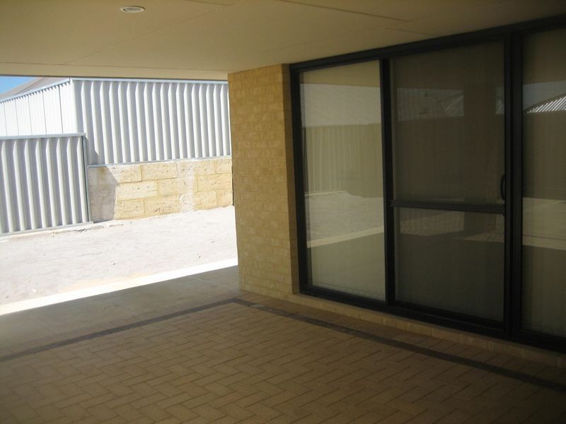 79 Harmony Avenue, Atwell WA 6164