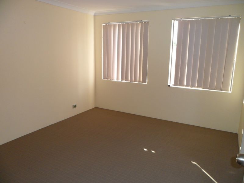 4/17 Cotter Loop, Success WA 6164