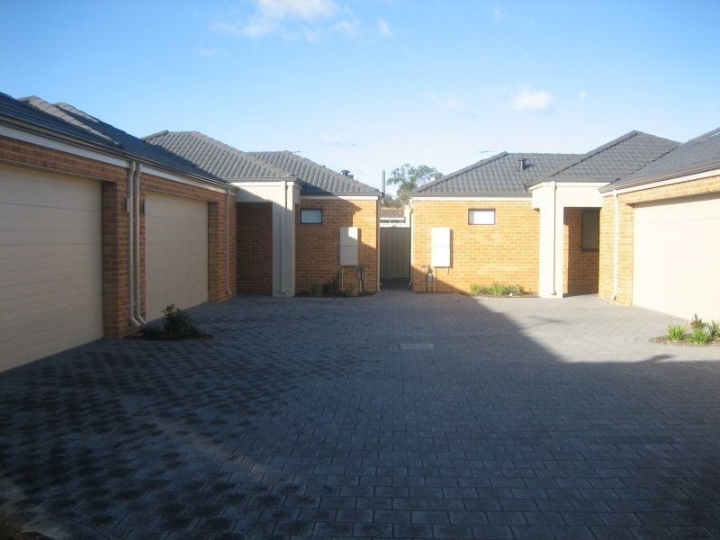 2/15 Coogee Road, Munster WA 6166