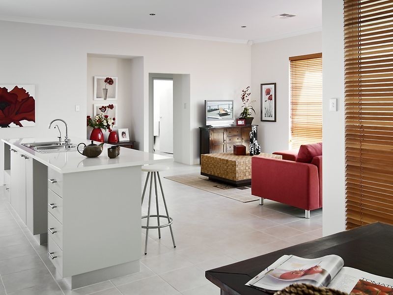 8 Angelica Way, Atwell WA 6164