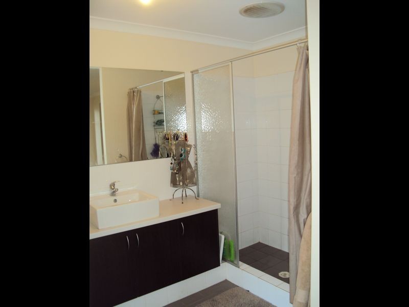 4 Versailles Parkway, Aubin Grove WA 6164