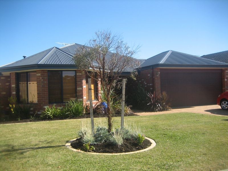 280 Tapper Road, Atwell WA 6164