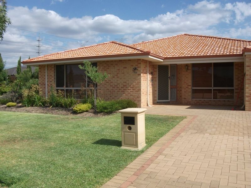 12 Marav Court, Success WA 6164