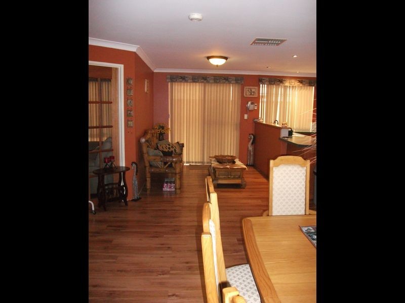 12 Marav Court, Success WA 6164