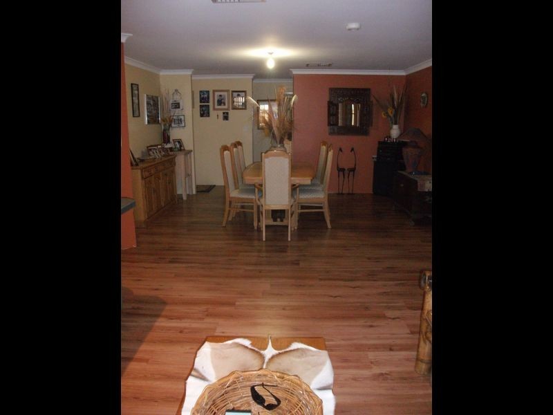 12 Marav Court, Success WA 6164